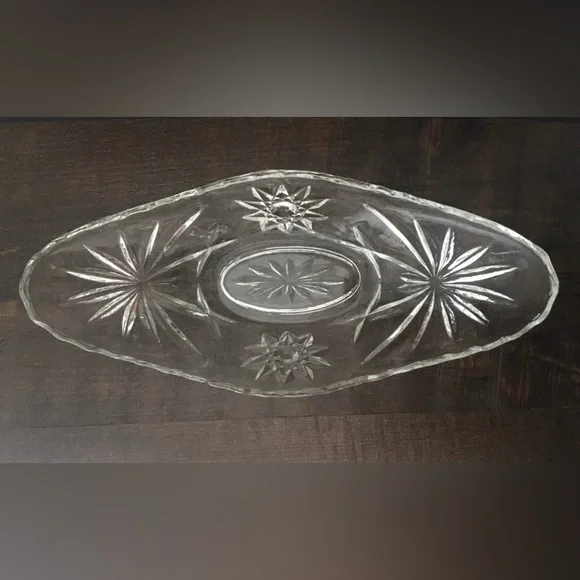 Vintage Etched Glass Decorative Bowl Candy Dish Pickle boat - Picture 3 of 9